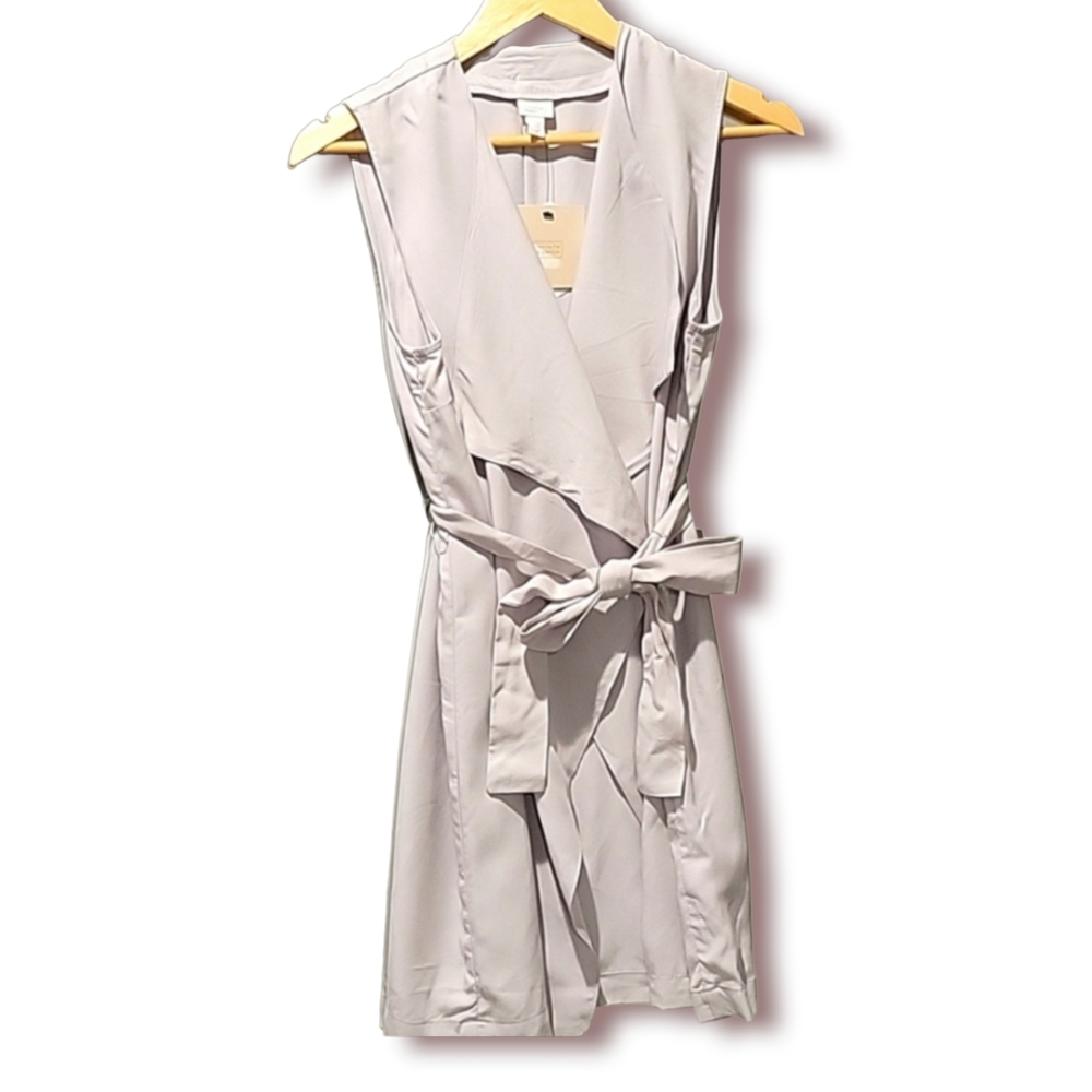 14th & Union Tie Front Wrap Vest